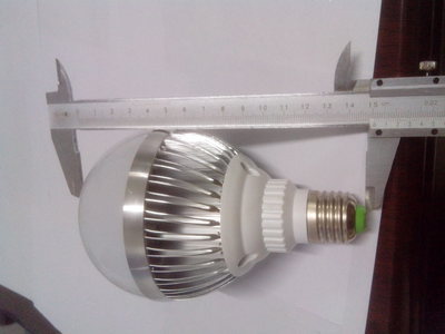 9W LED球泡外壳配件及相关灯具配件介绍